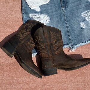 Ariat Tan Western Boots